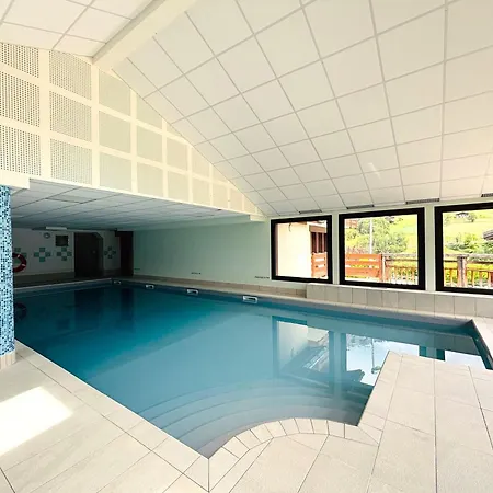 Au Pied Des Pistes Avec Piscine Et Parking - Fr-1-505-13 Apartment Flumet